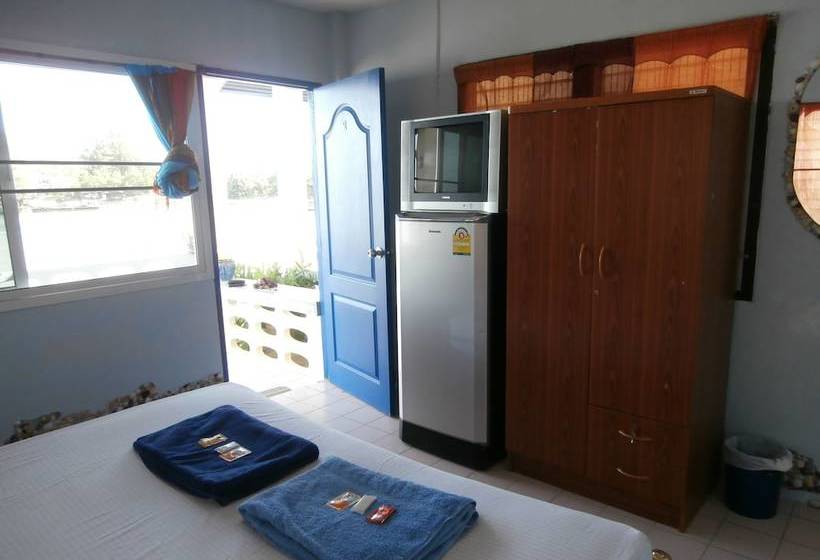 هتل Fiji Palms Phuket