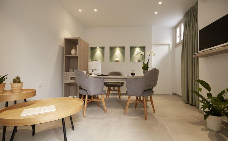 Hotel Fileria Suites