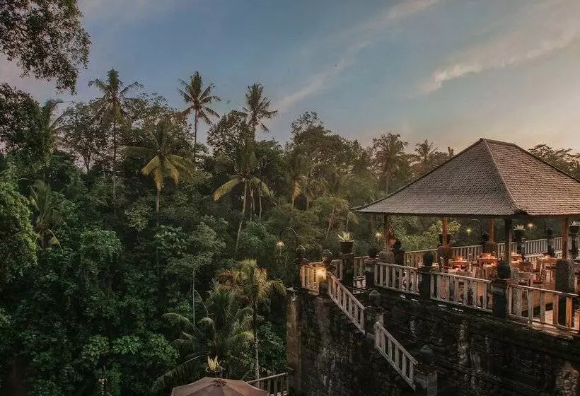 Hotelli Kawi Resort A Pramana Experience