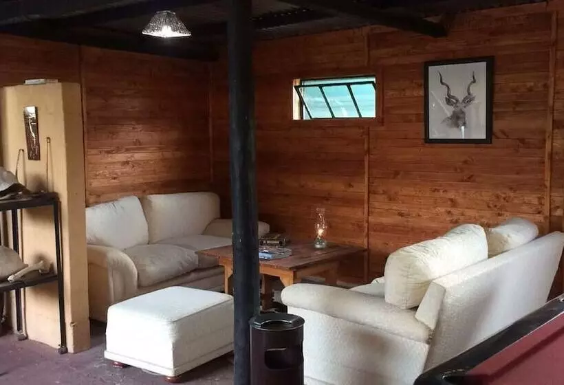ホテル Kudu Ridge Game Lodge