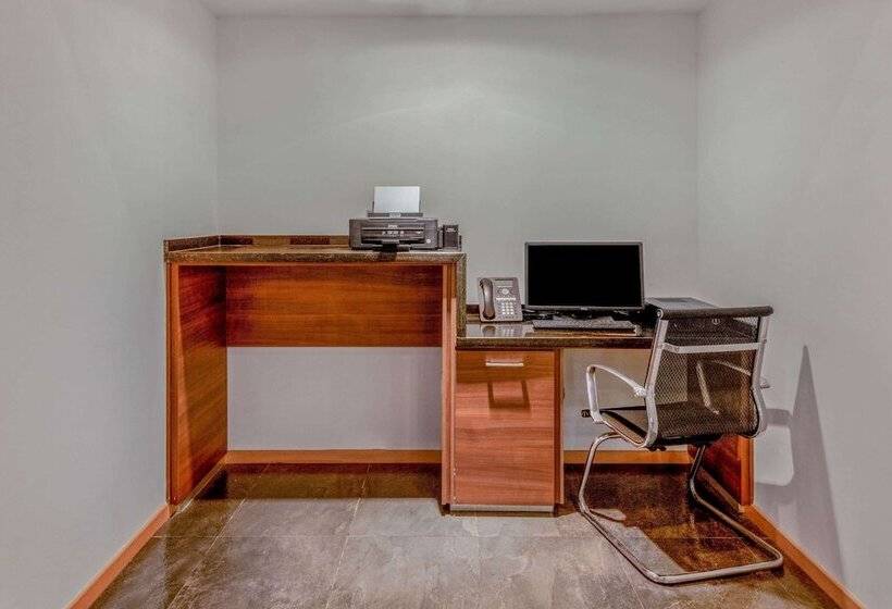 فندق La Quinta By Wyndham San José Chiapa Puebla