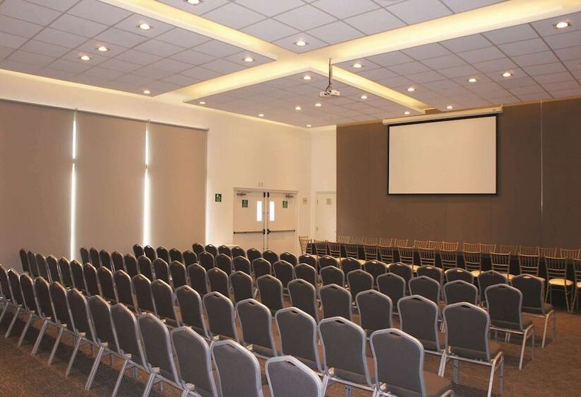 فندق La Quinta By Wyndham San José Chiapa Puebla