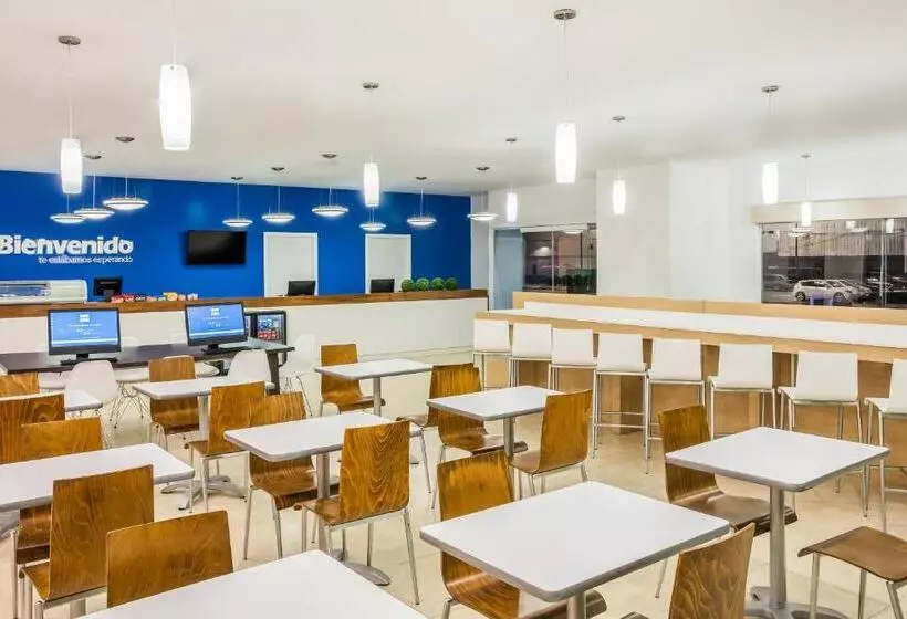 Hotelli One Mexicali