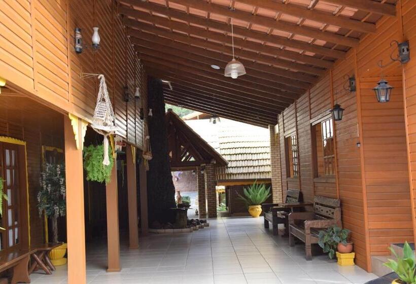 ホテル Pousada Villa Fiorita