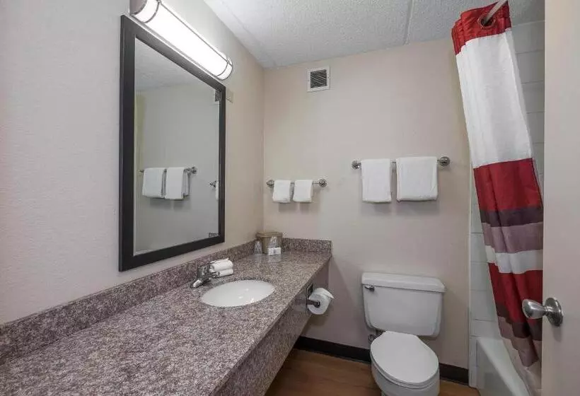 Hotelli Red Roof Inn Cortland