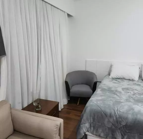 Hotelli Slavieiro Moema Suite Prime Familia