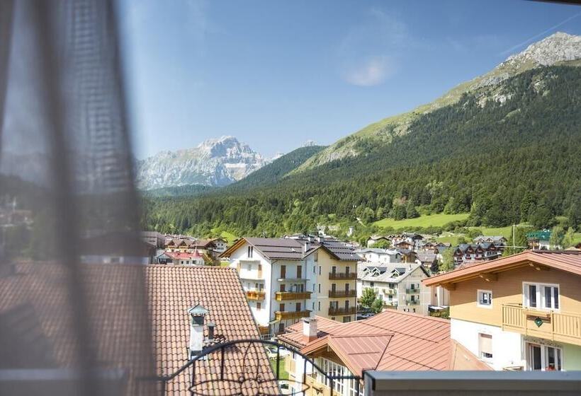 酒店 Stella Alpina