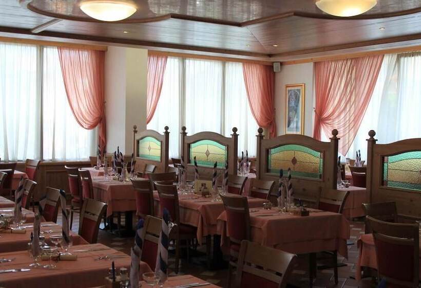 酒店 Stella Alpina