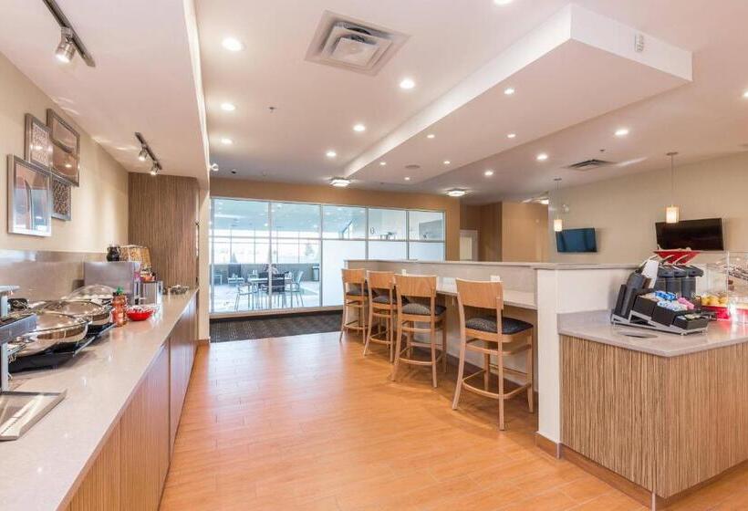 فندق Towneplace Suites By Marriott Edmonton South