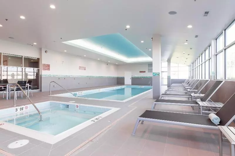 Hotelli Towneplace Suites By Marriott Edmonton South
