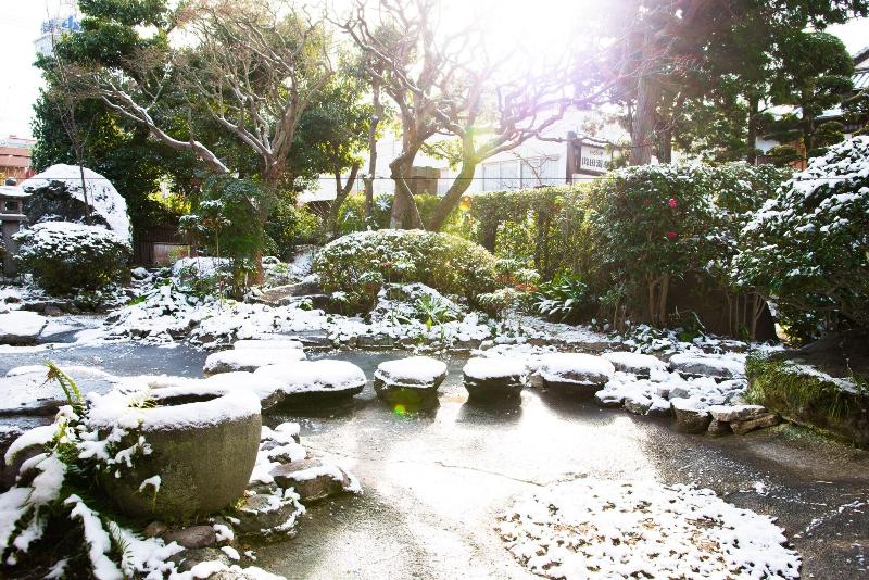 ريوكان Yamada Bessou くつろぎの温泉宿 山田別荘