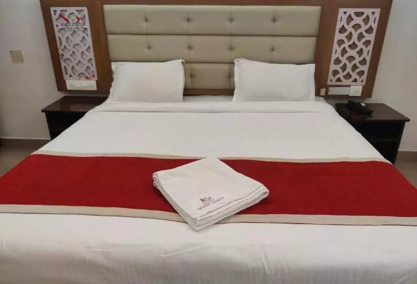 Hotelli Nesam Grand