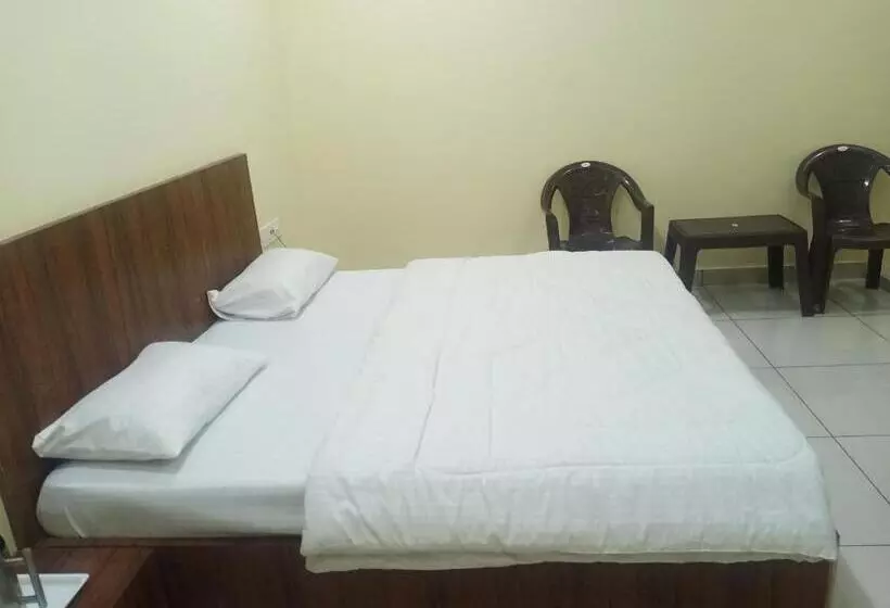Hotelli O Royal Inn