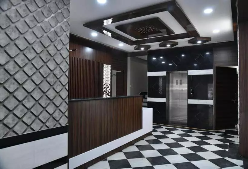 Hotelli O Royal Inn
