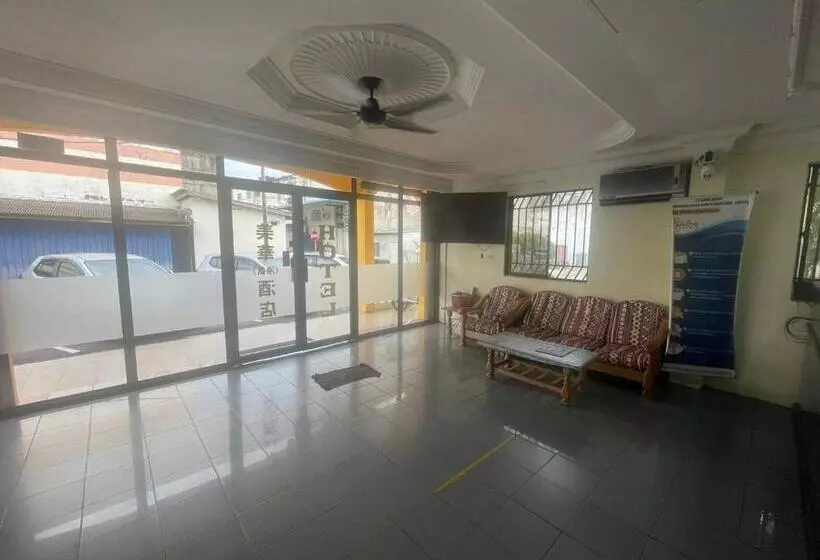 Oyo 90914 Hotel Mei Wah