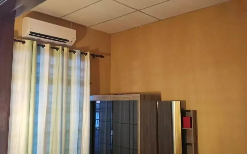 Majatalo Aqiza Home Kuala Krai