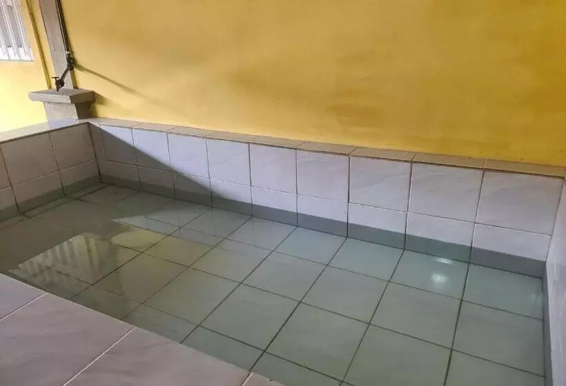 Majatalo Aqiza Home Kuala Krai