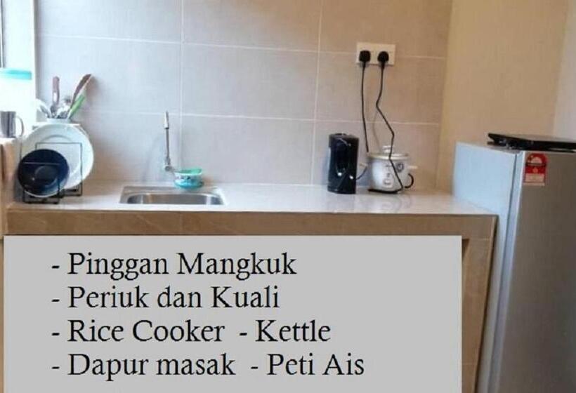 Пансион Casa Adelia Studio Chukai Kemaman