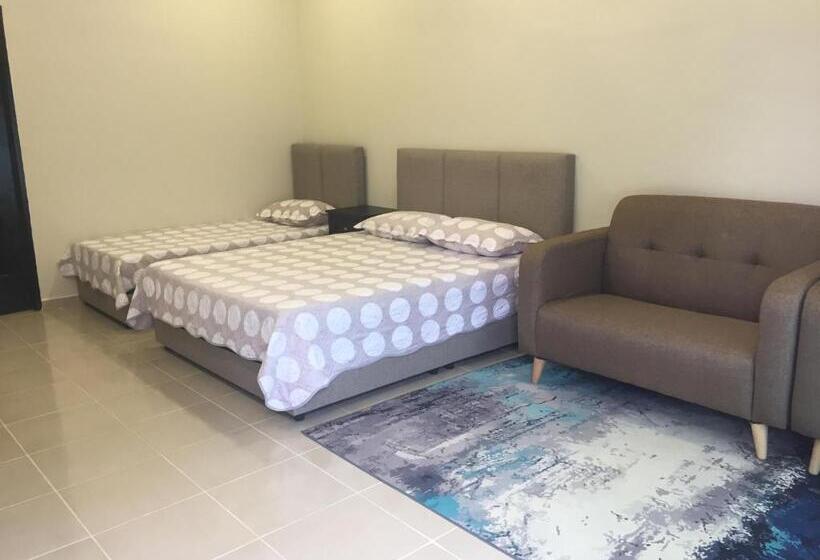 ペンション Casa Adelia Studio Chukai Kemaman