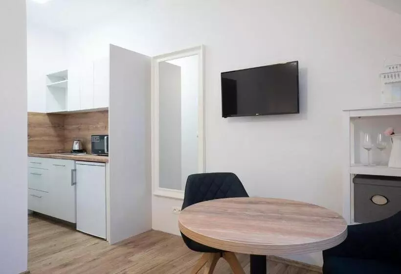 Majatalo Fwu Fitness Wellness Ubytovanie