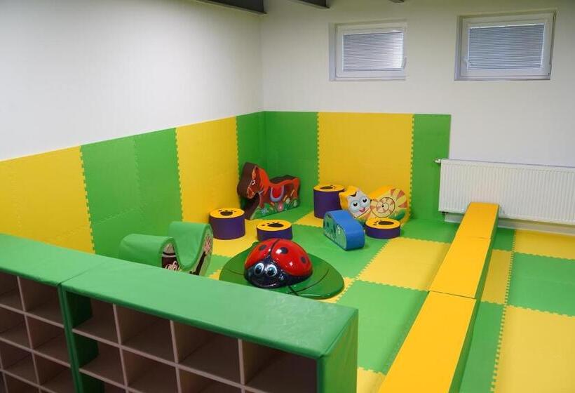 펜션 Fwu Fitness Wellness Ubytovanie