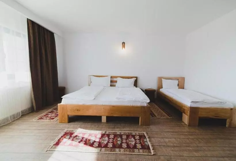 Pensiunea Cheile Oltetului