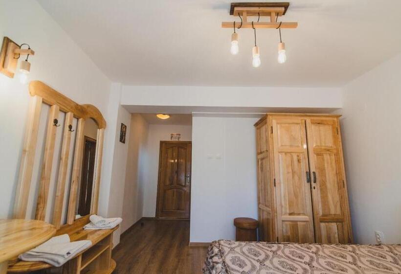 Pensiunea Cheile Oltetului