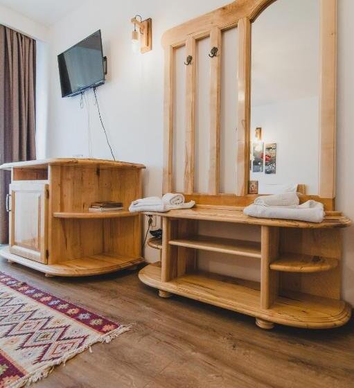 Pensiunea Cheile Oltetului