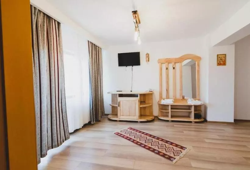 Pensiunea Cheile Oltetului