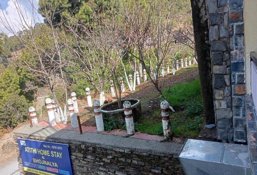 민박 Atithi Homestay & Bhojnalya, Chail