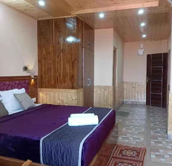ベッドアンドブレックファースト Atithi Homestay & Bhojnalya, Chail