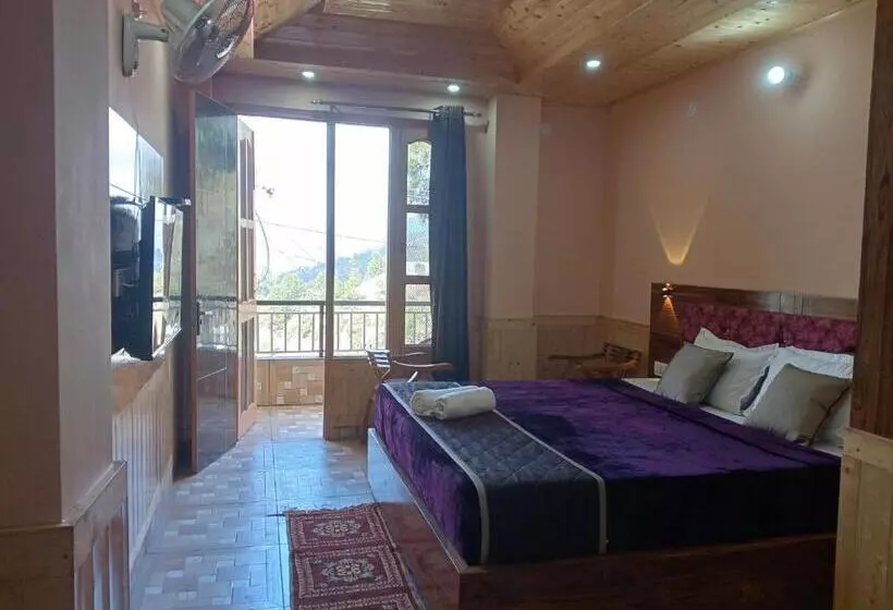 ベッドアンドブレックファースト Atithi Homestay & Bhojnalya, Chail