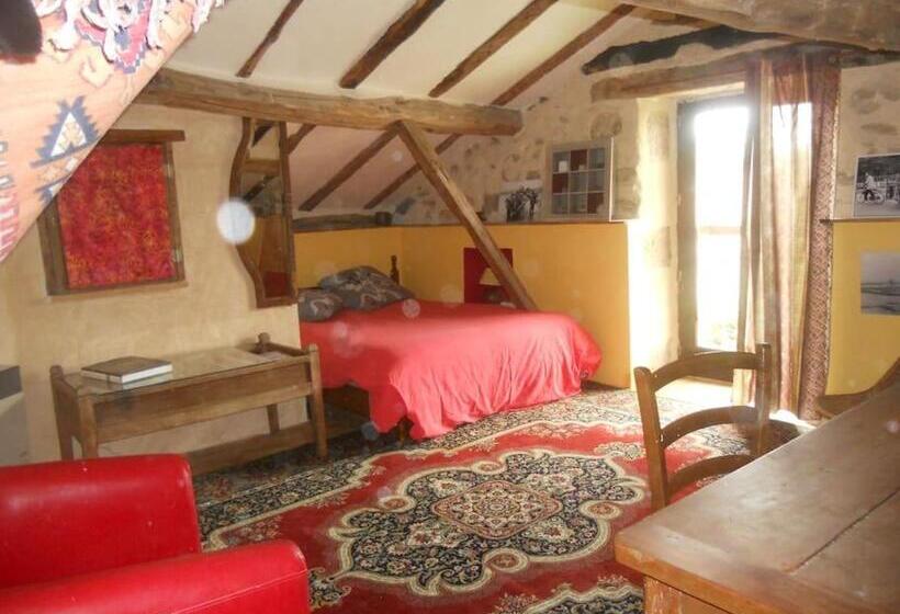 مبيت وإفطار Joli Bois