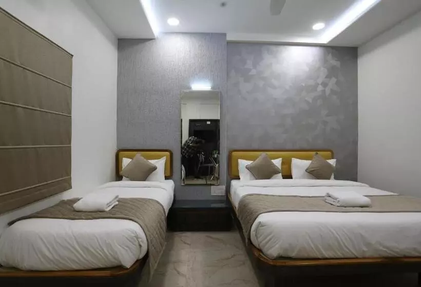 Hotelli Ajinkya Palace