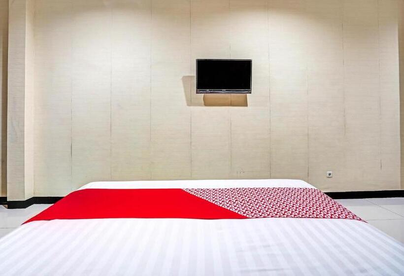 ホテル Oyo 90889 Dkb Residence