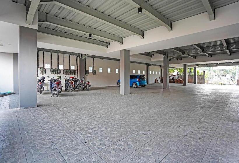 ホテル Oyo 90889 Dkb Residence