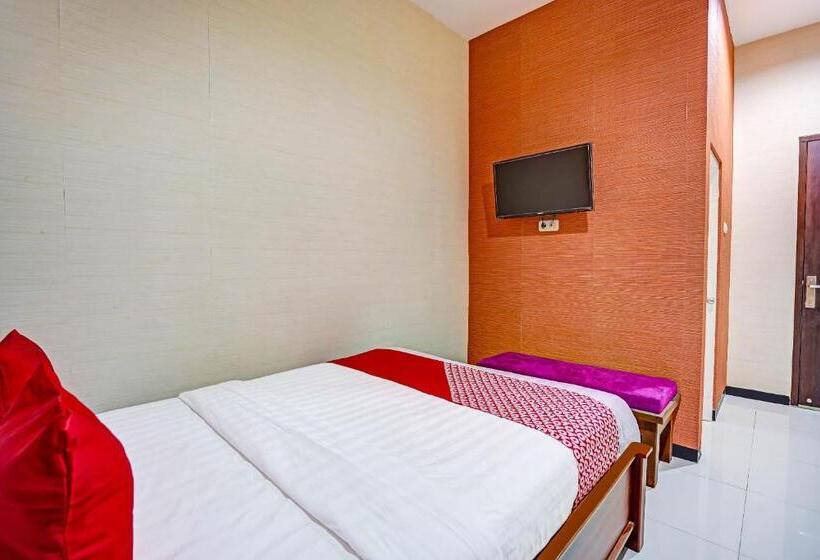 ホテル Oyo 90889 Dkb Residence