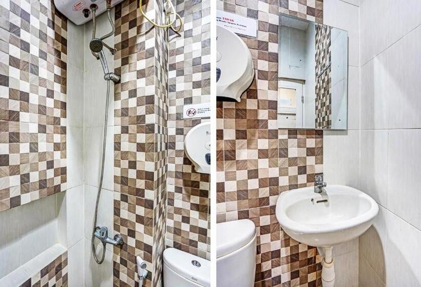 ホテル Oyo 90889 Dkb Residence