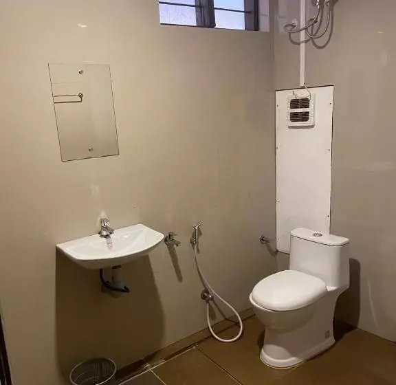 ホテル Plaza Tourist Home