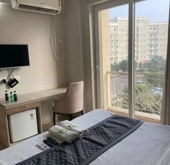 ホテル Shiree Radhe Bnd Room