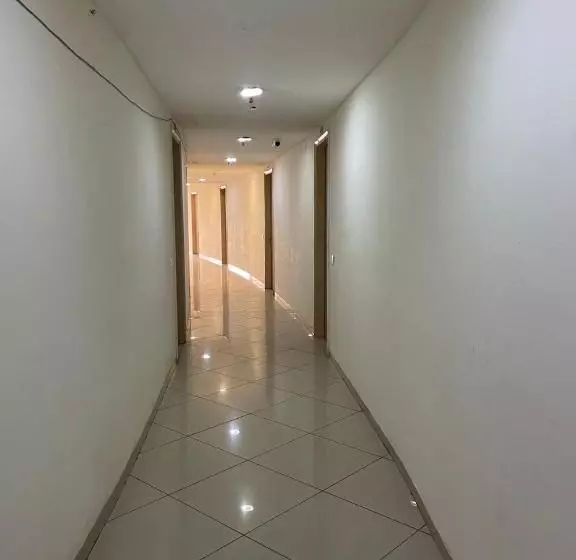 ホテル Shiree Radhe Bnd Room