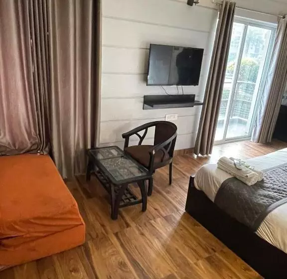 ホテル Shiree Radhe Bnd Room