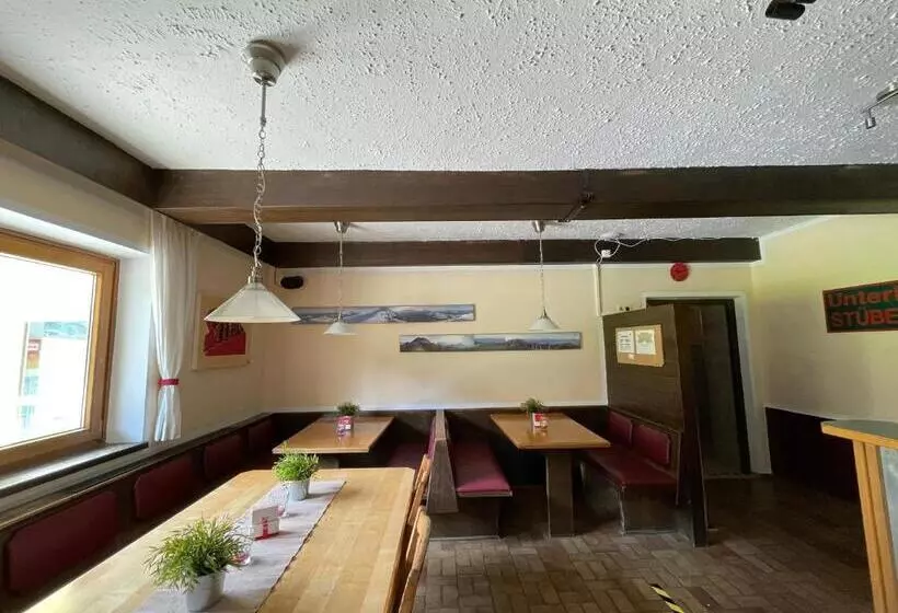 Hotelli Sportgästehaus Unterberg