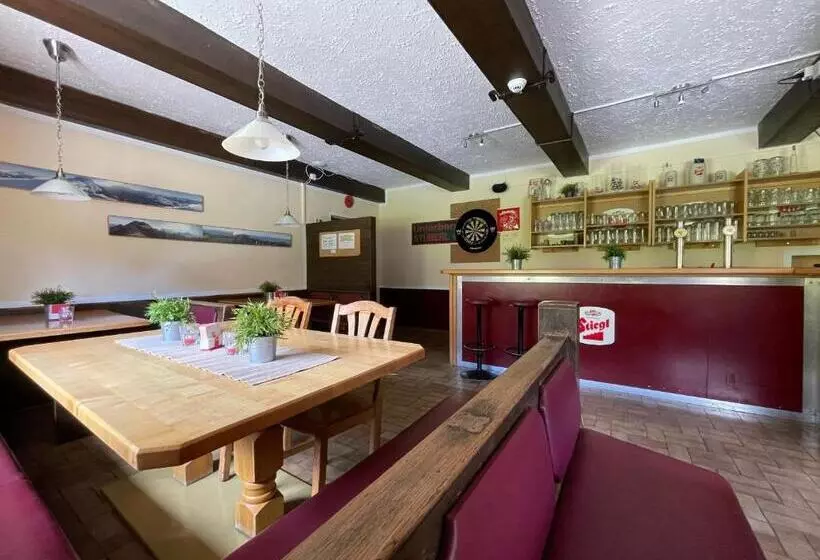 Hotelli Sportgästehaus Unterberg