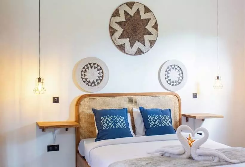 ホテル The Confidential Mandalika