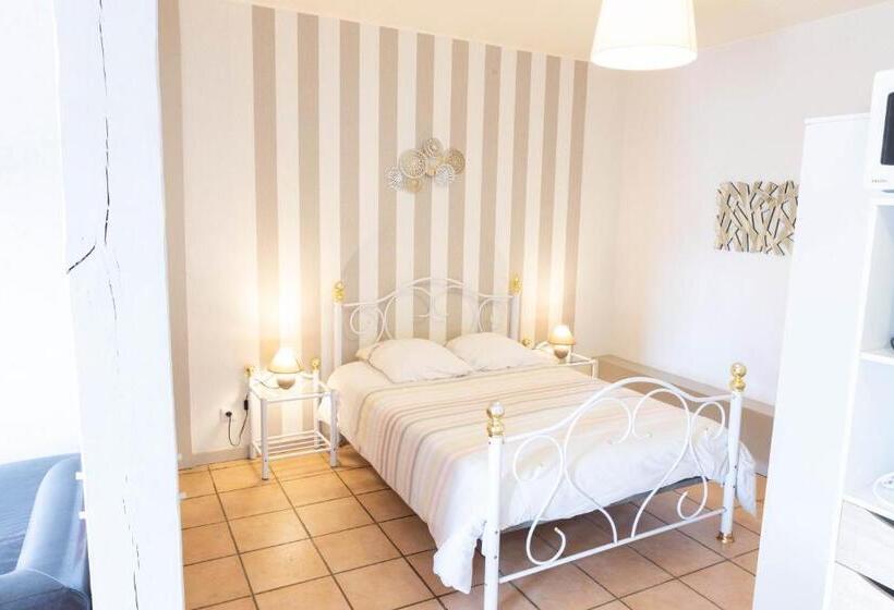 Пансион Domaine De Karoli