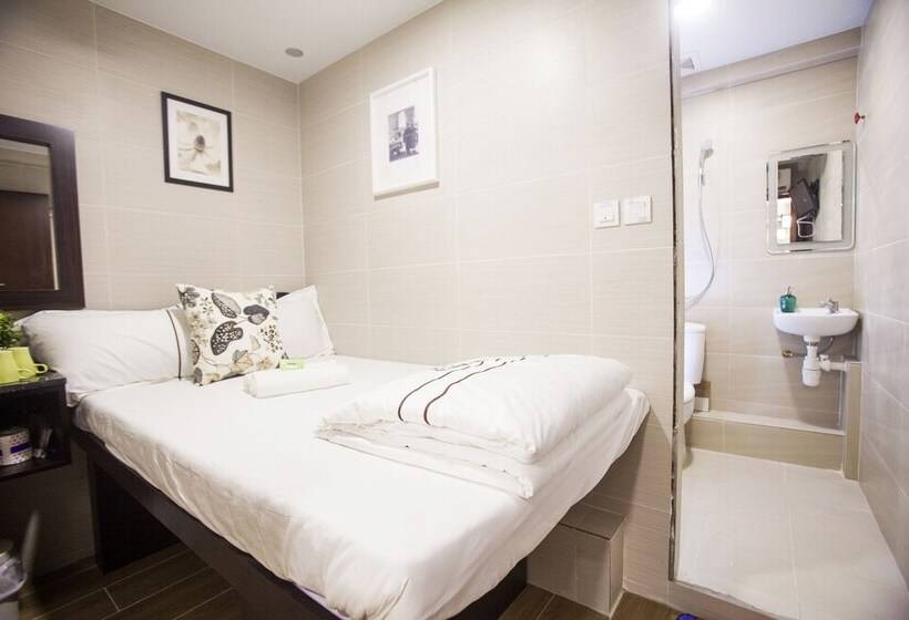 پانسیون Hostel Tst