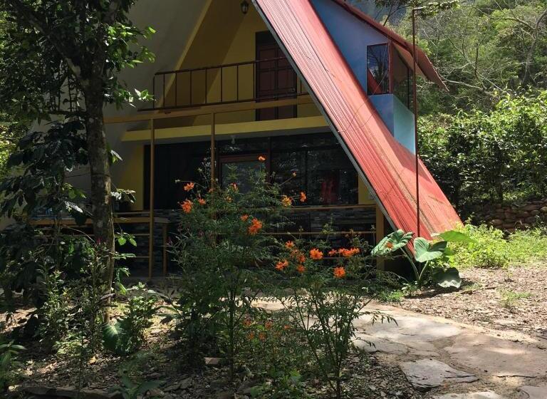 Пансион Madera Verde Ecolodge