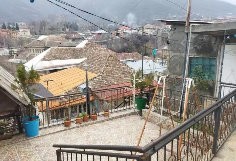 پانسیون Maho S Guest House