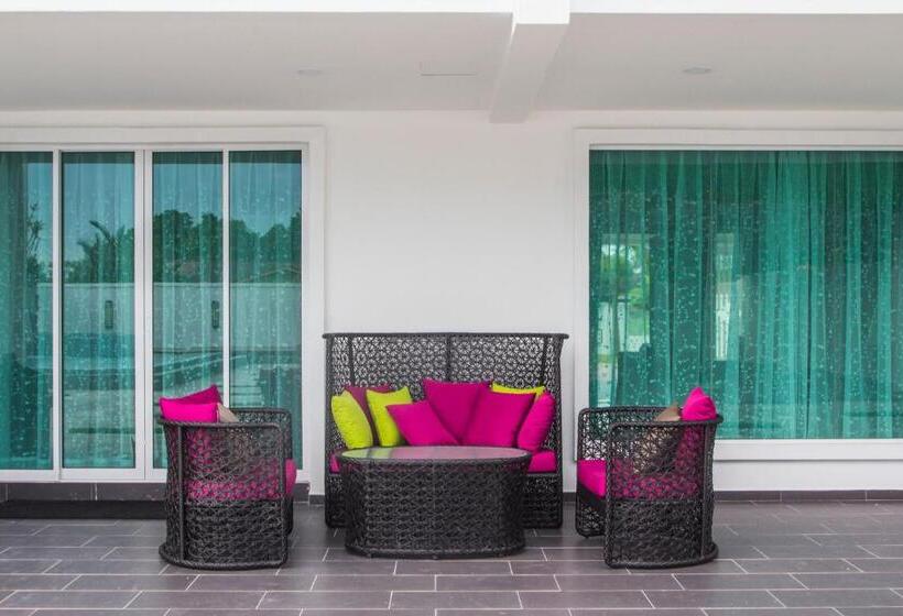 Pansiyon Secret Garden Warni Villa